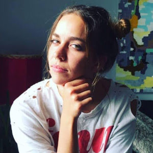 Meet your Posher, Karine